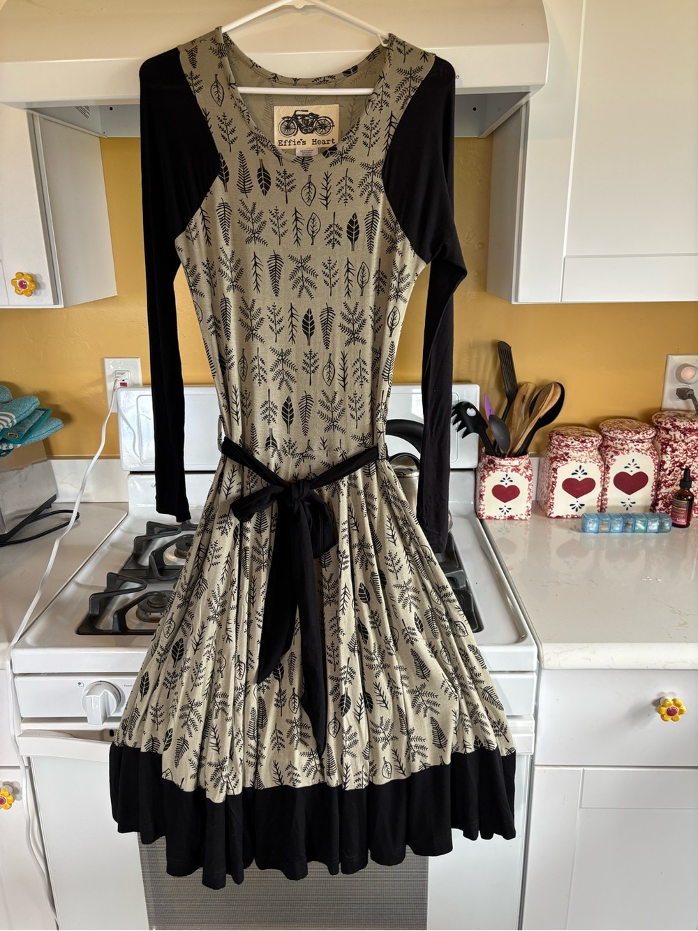 Effie’s Heart sage green & black rayon stretchy Rockabilly style dress Sz Sm